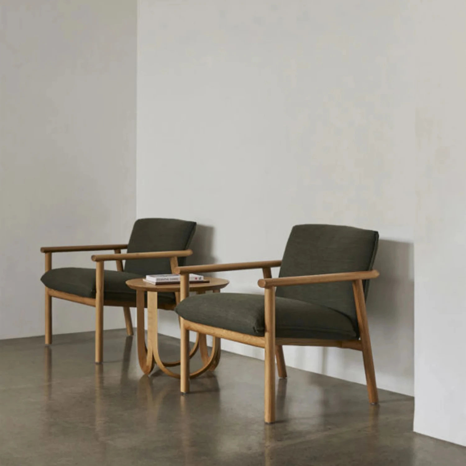 Label Armchair - Oak/Olive - Image 5