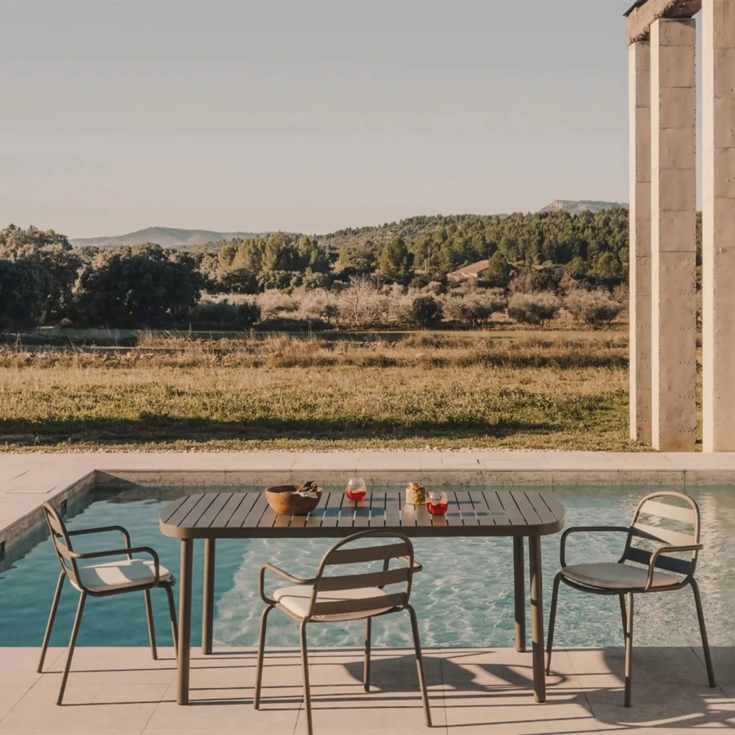 Joncols Outdoor Dining Chair - Grey - Image 2