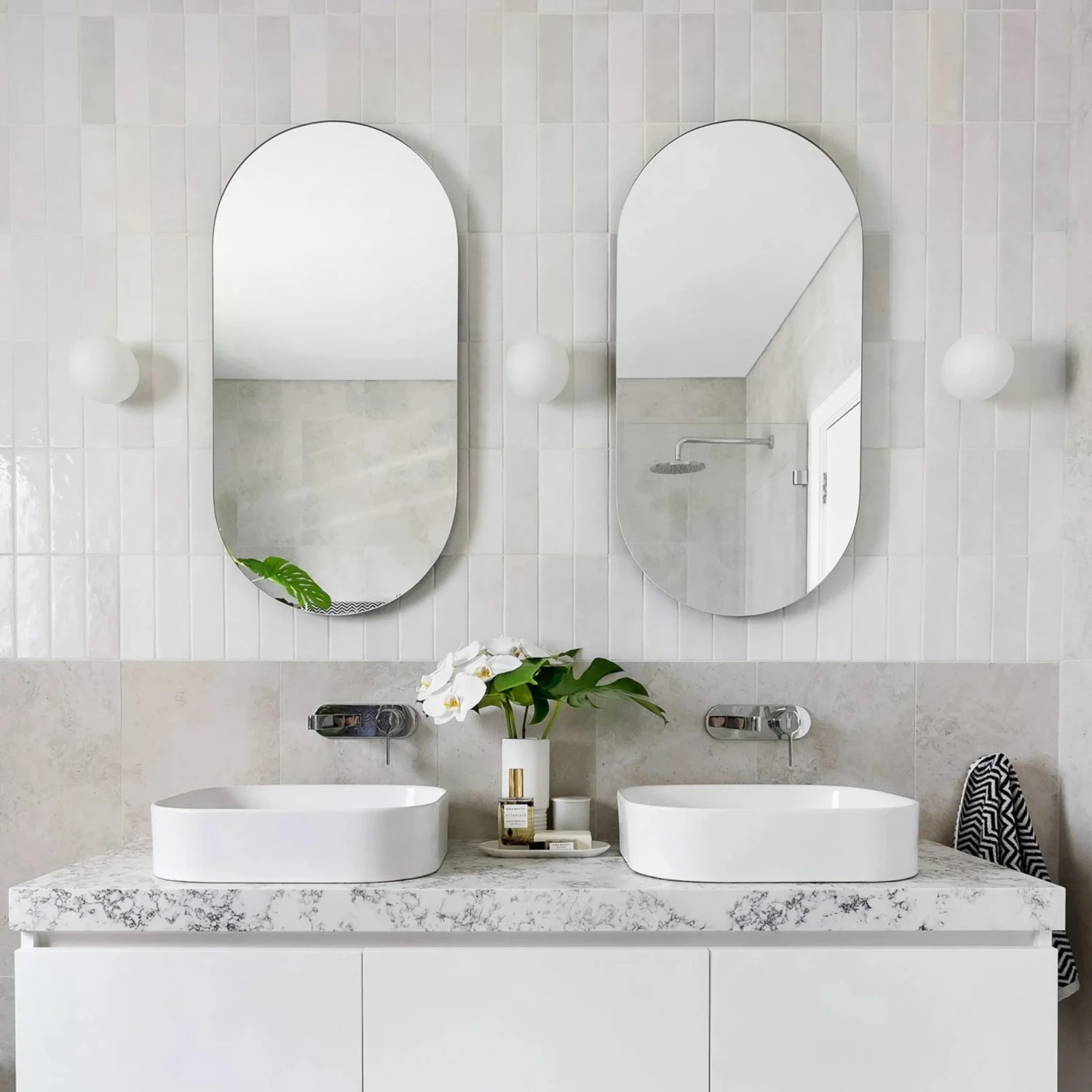 Orb Mirror Wall Light Small - Chrome - Image 2