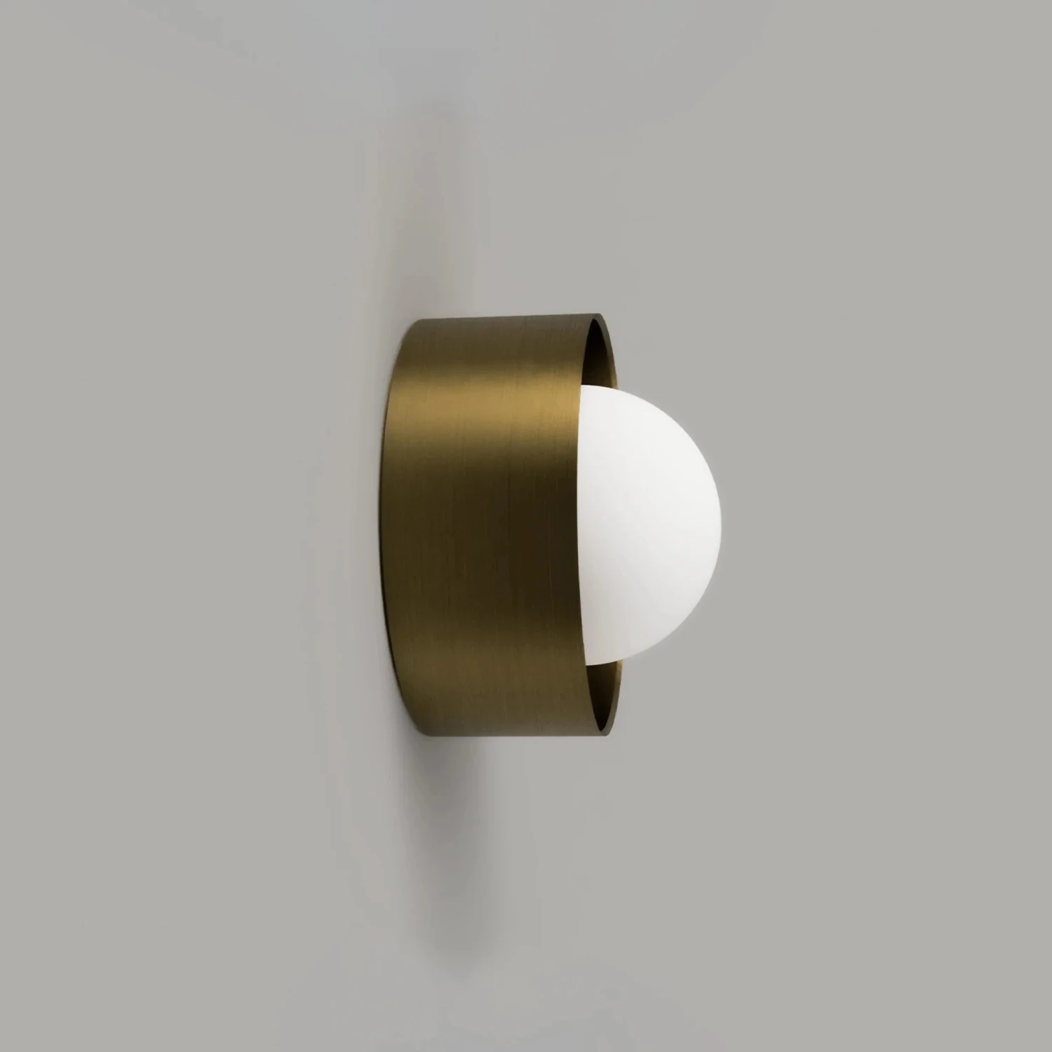 Orb Sur Wall Light Small - Old Brass - Image 7