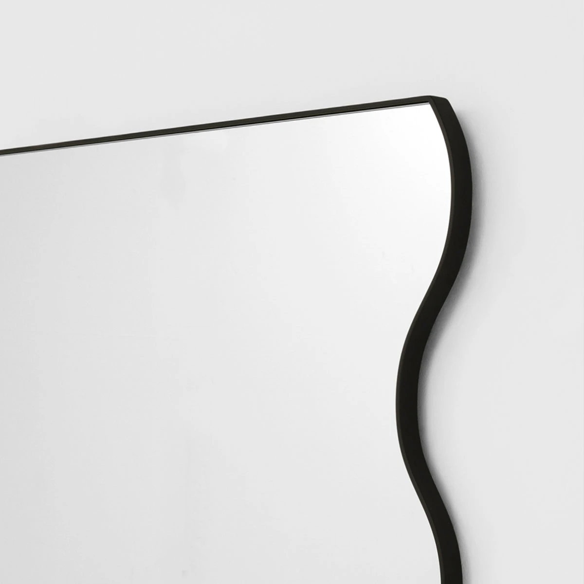 Artemis Mirror - Black - Image 2