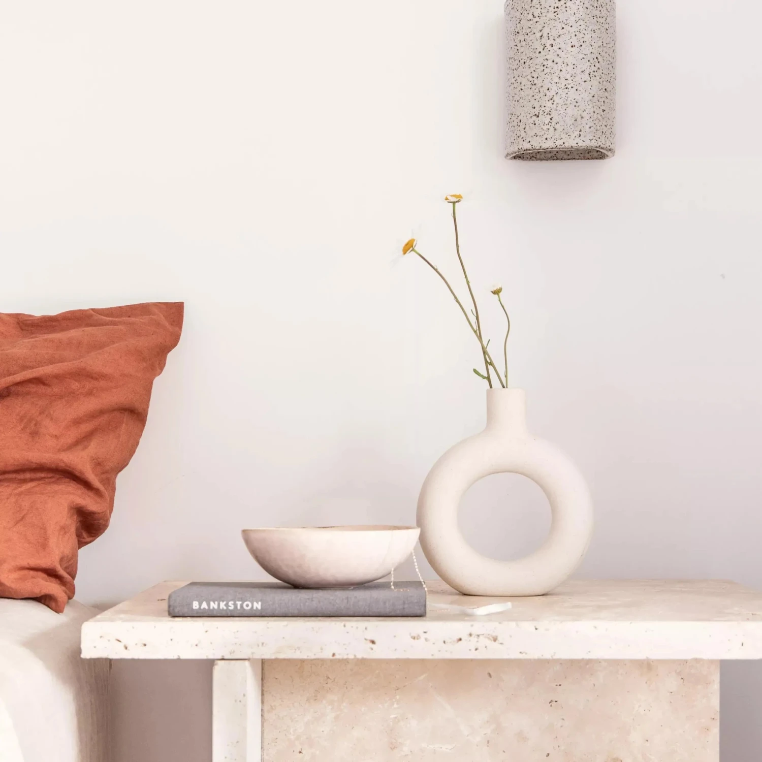 Raya Halo Vase Large - Neutral - Image 9