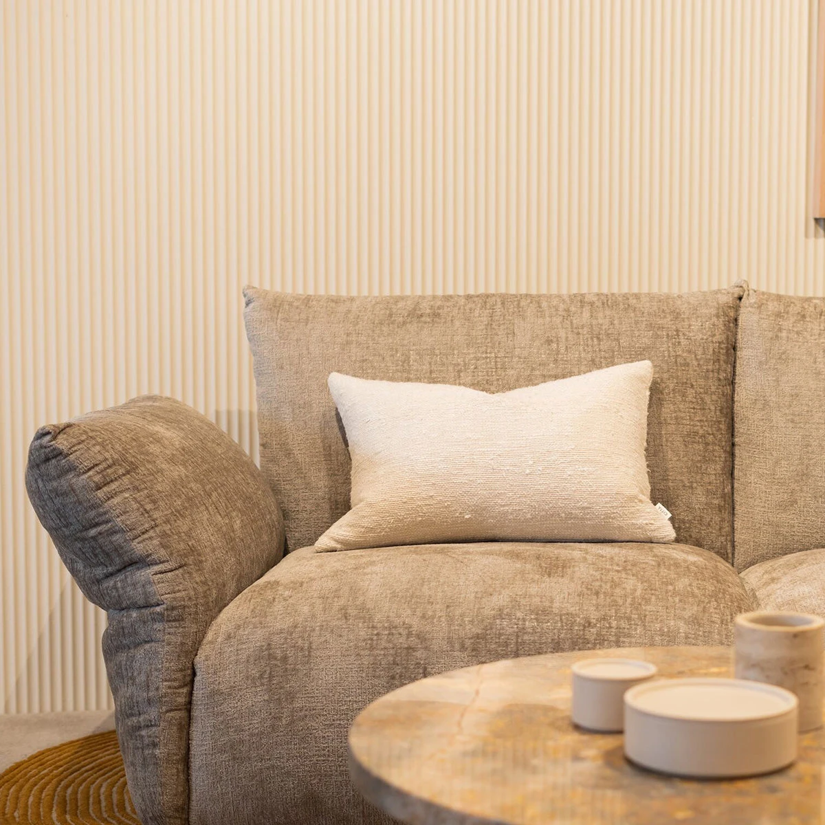 Puff Left Hand Chaise Sofa - Solo Falcon - Image 4